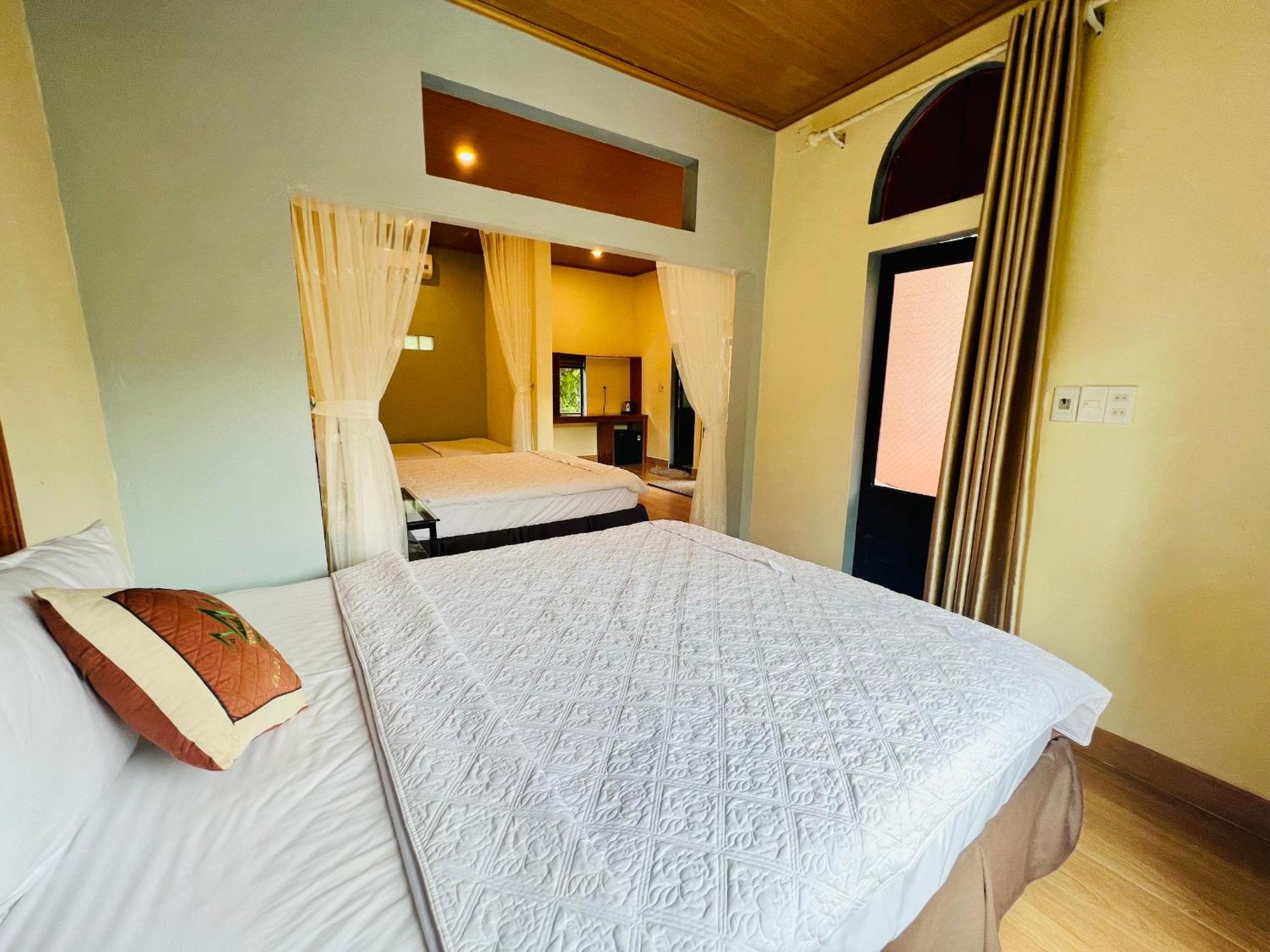 Tropical Valley Homestay - Villas Phong Nha Exterior photo